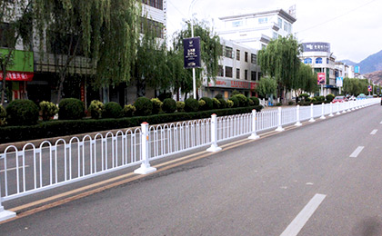 道路护栏网4.jpg
